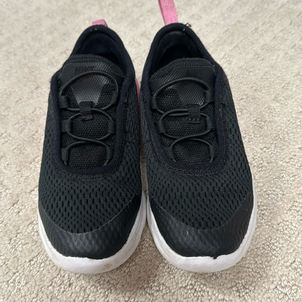 Girls Nike Size 11 Shoes